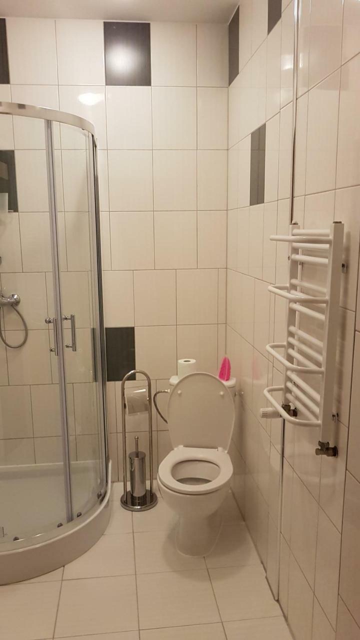 Apartamenty Orle 옐레니아구라 외부 사진