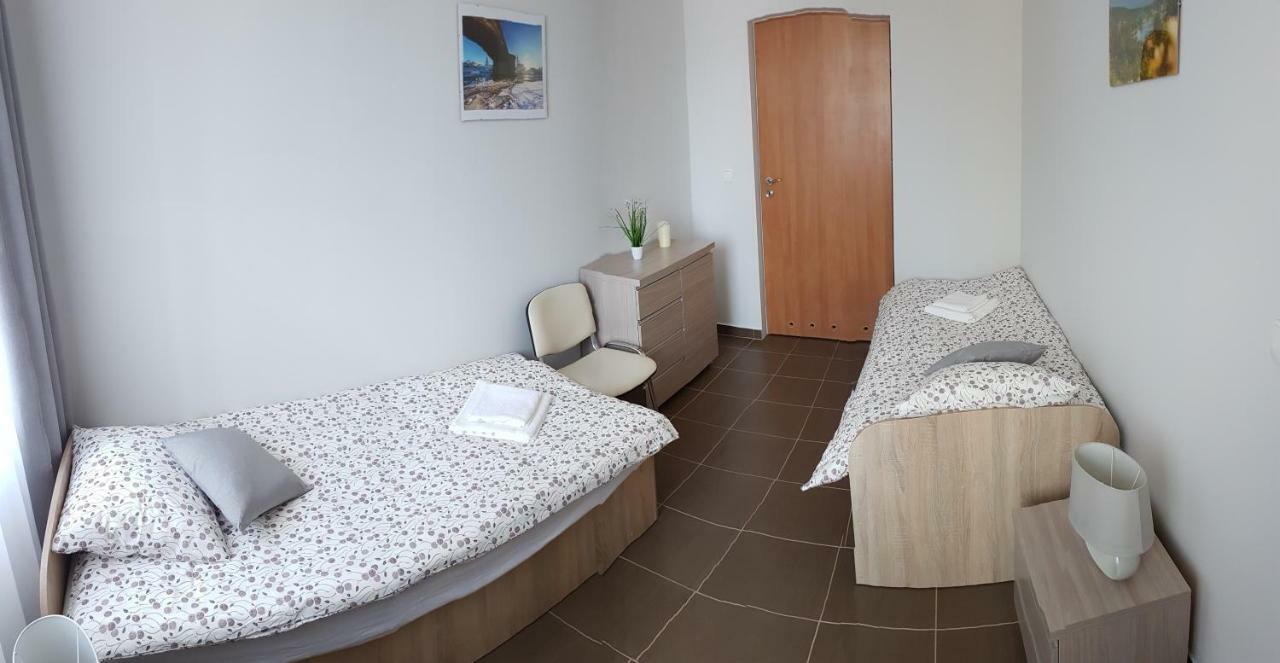 Apartamenty Orle 옐레니아구라 외부 사진